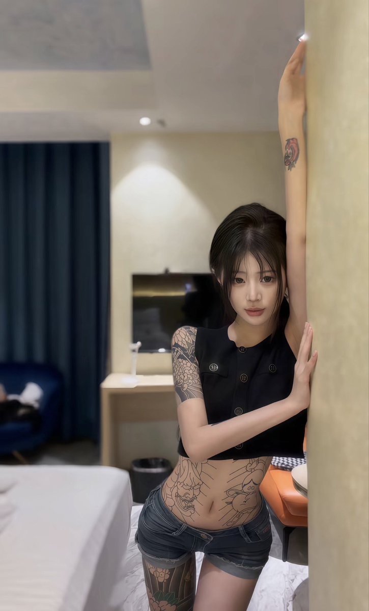 Rbabcdef's tweet photo. 刚玩这里有附近的人吗？ https://t.co/Hn9n1l4wrd