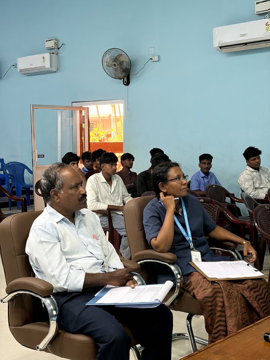 christthekingpc's tweet photo. @mhrd_innovation @EduMinOfIndia Grateful to our esteemed Panel of Jury:
👨‍🏫 Prof. M. Kumaresan - Assistant Professor, Dept. of Mechanical Engineering, CMS College of Engineering &amp; Technology
👩‍🏫 Mrs. B. Suganya Devi — Assistant Professor &amp; HoD/AI&amp;DS, AI&amp;ML, Park College of Technology https://t.co/EspLJ4ioJj