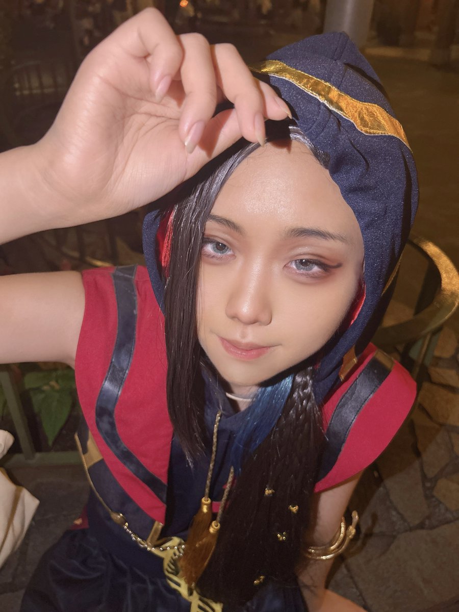 O2_bota's tweet photo. 主人と行ってきました🐍✴︎

#Dハロ仮装2026 #Dハロツイステ https://t.co/mrC5sI2NqL