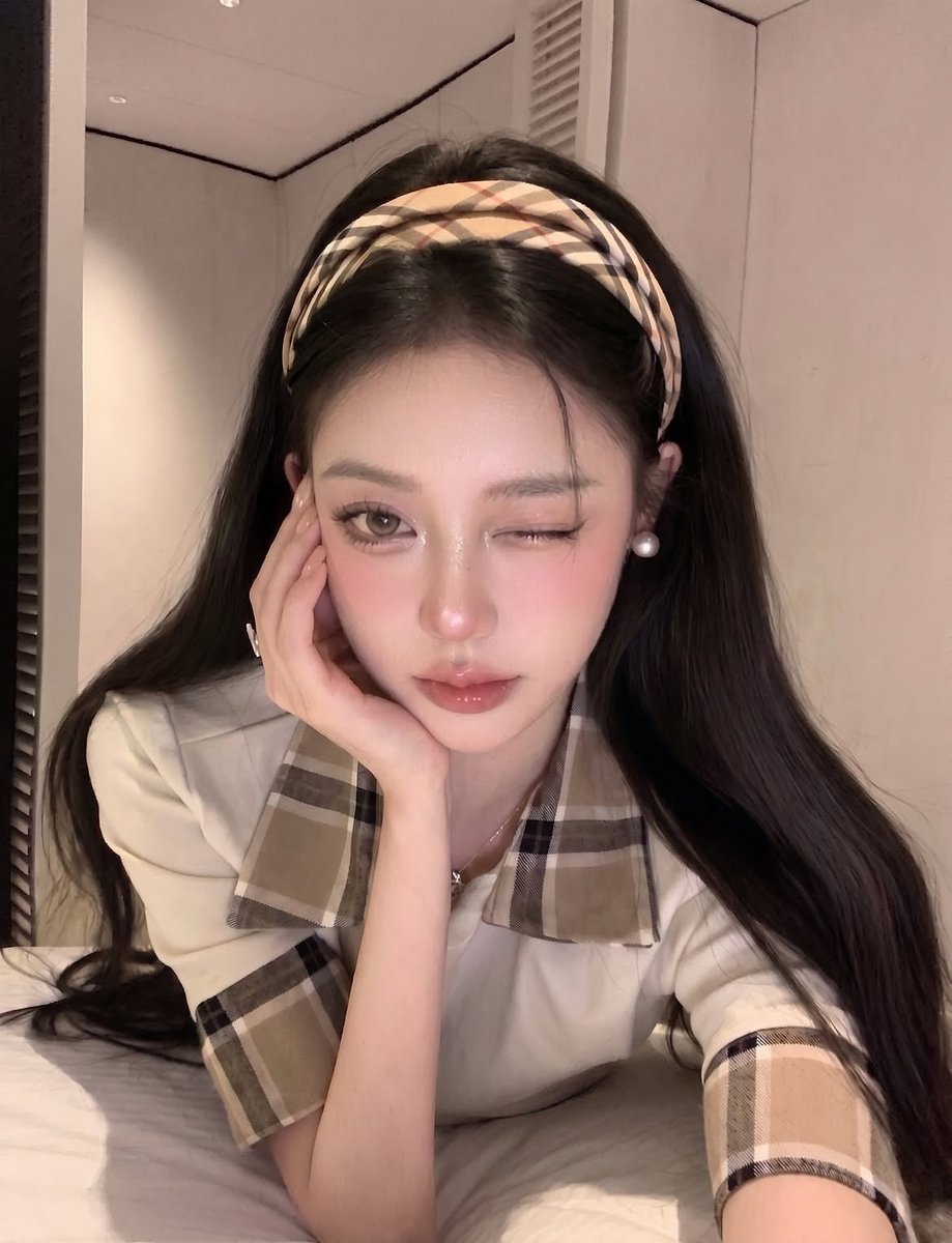 MYNaeth's tweet photo. @aetheriacademy Hello, I am Helena Everly

I have received Aetheria’s invitation, and I am here to accept my place within the Academy.

I am ready to step beyond the gates and begin my journey as an Aetherian. ✦ https://t.co/2aY7OxRUu2