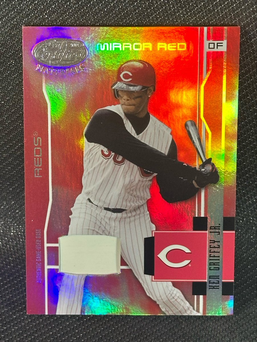 RuckusTJ's tweet photo. All September: Griffey PC 🧢 

Big Thank You @CoachDPorter 
letting me get this back 😅

Day 25 - 2003 Leaf Certified 
Materials: Game-Used Base
Mirror Red /250 
#SweetSwingSeptember #TheKid https://t.co/PFfJLa697U