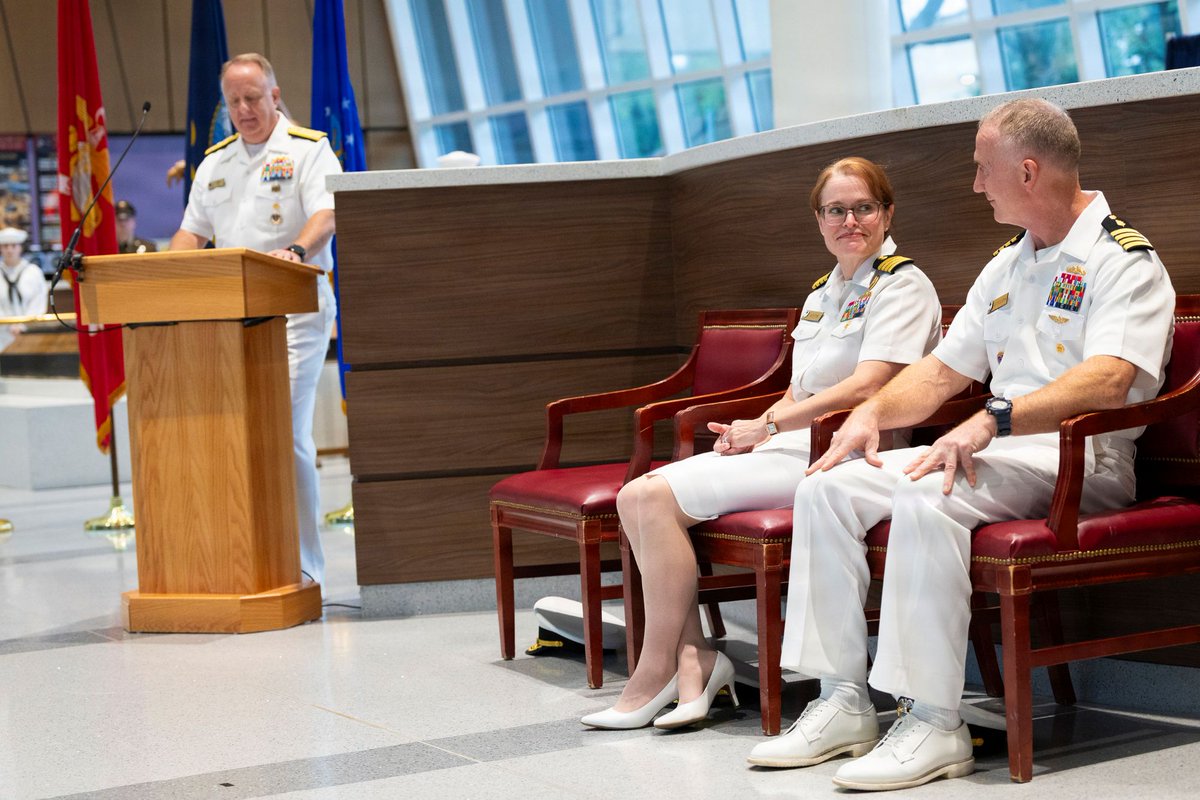 thejointstaff's tweet photo. This week, @WRNMMC_DHA welcomed Captain Lanny Littlejohn (USN) as its new director. #MilitaryMedicine plays a critical role in combat readiness; we look forward to seeing this great institution continue to grow and evolve under Capt. Littlejohn’s leadership. https://t.co/u9MyZxSepu