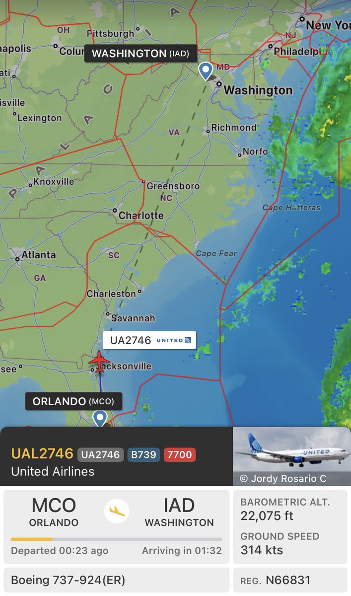 Squawk_Alert's tweet photo. #United flight #UAL2746/#UA2746 operated by #UnitedAirlines from #Orlando to #WashingtonDC is squawking 7700. The aircraft is a #Boeing 737-900(ER) with registration #N66831. Crew has declared emergency and will likely divert. https://t.co/Il3PMeXMt4
