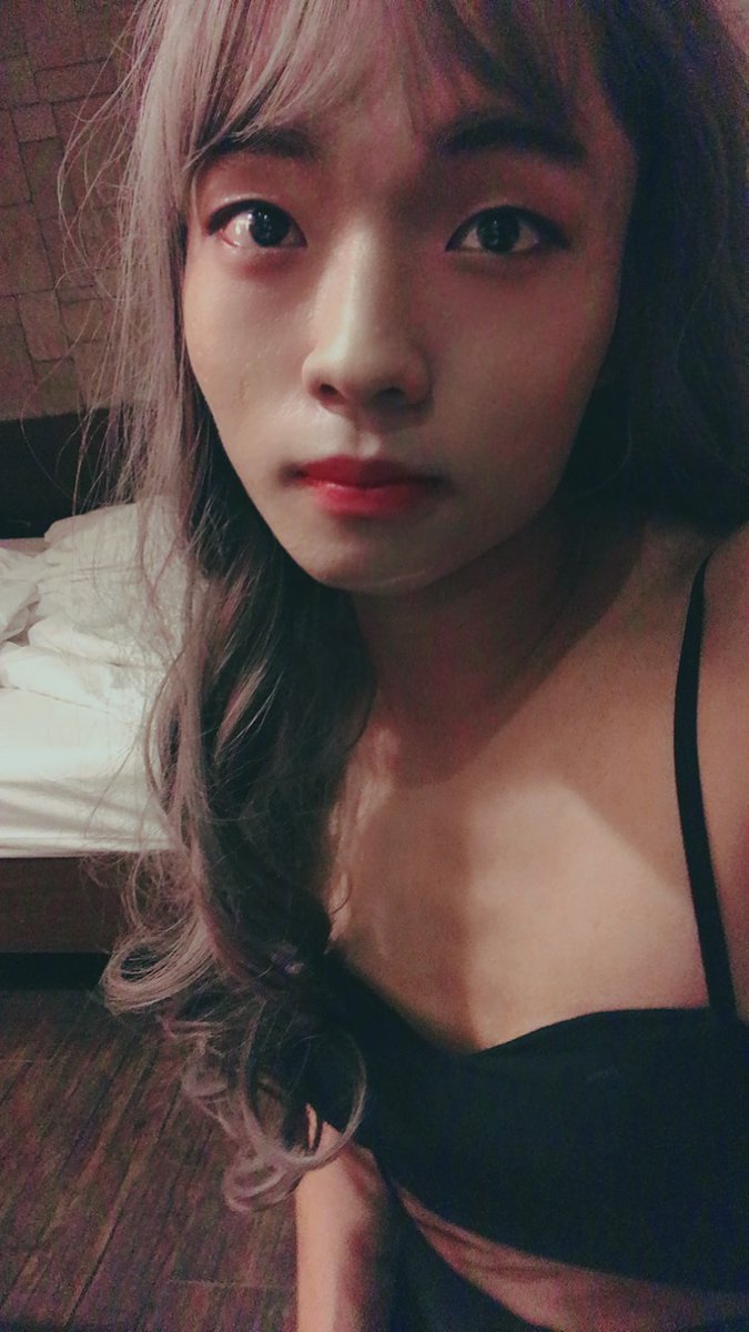 Sissy_Seah's tweet photo. 사진을 정말 잘 찍는다..+보정의 힘
#Sissy #CD #시디 #러버 #여성화조교 #Femboy https://t.co/PkNlNHn4kx