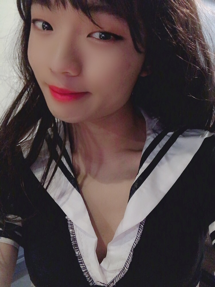 Sissy_Seah's tweet photo. 사진을 정말 잘 찍는다..+보정의 힘
#Sissy #CD #시디 #러버 #여성화조교 #Femboy https://t.co/PkNlNHn4kx