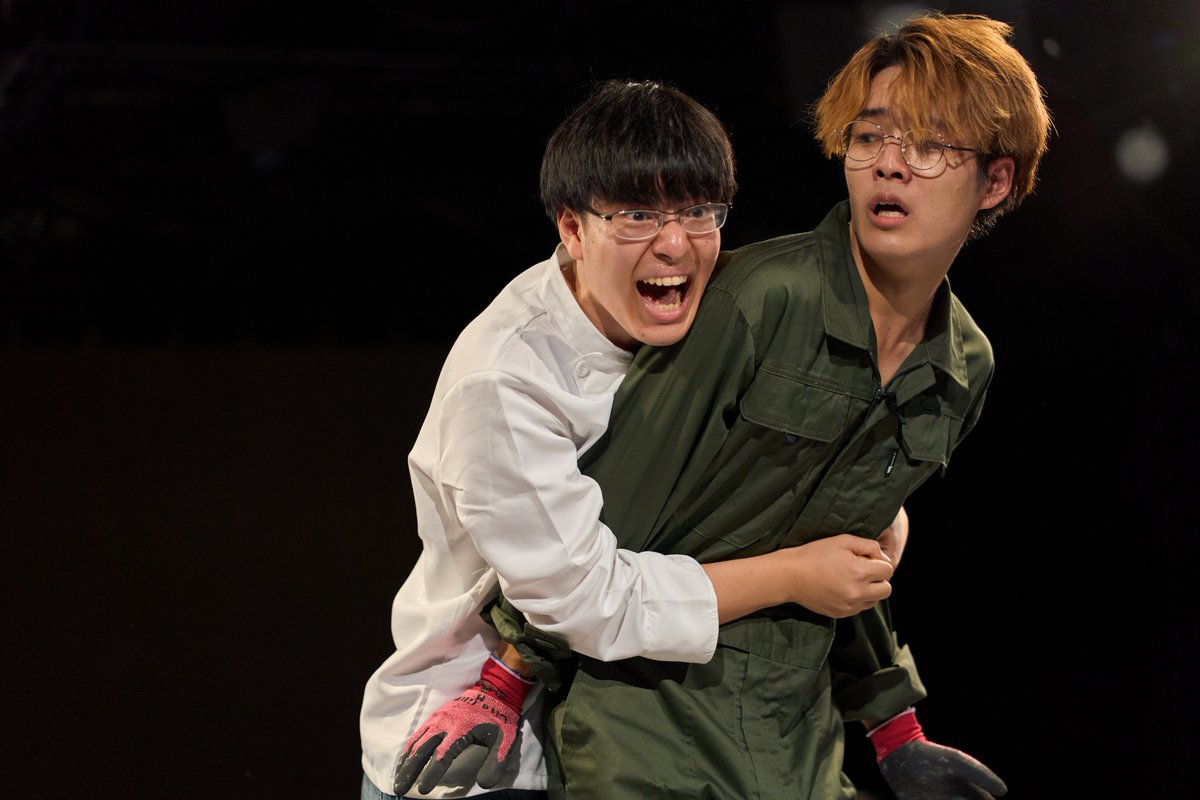 Uni_Hitodamaten's tweet photo. 【👻ゲネ写公開⛴️】

明日はいよいよ最終日！
『琴の音が鳴る前に』ゲネプロの写真を公開いたします！🔥

京都学生演劇祭2026 Aブロックの上演は16:00からとなります！
心よりご来場お待ちしております！✨

#ひとだま天
#琴の音
#京都学生演劇祭2026 https://t.co/ocAcUq0esY