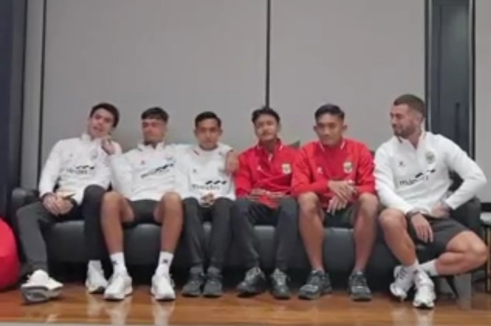 Mah5Utari's tweet photo. tongkrongan 6 pemain ini ada yg cetak gol? https://t.co/9W1pG5PevX