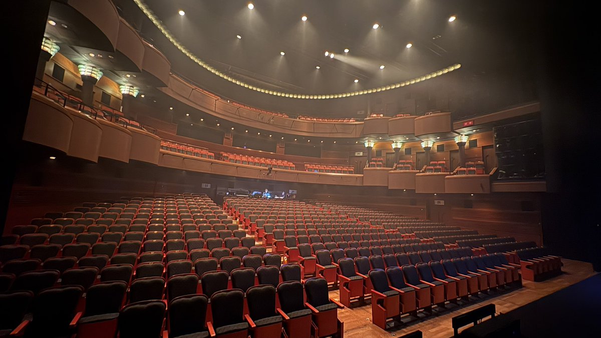 YuichiHase1231's tweet photo. 2026.09.25

READING HIGH noir
『HYPNAGOGIA 〜ヒプナゴギア〜』

初日終演しました！

大迫力の朗読劇の中で、美しい楽曲の数々を演奏させていただけてとっても幸せです…！！

明日以降も楽しみです🎹

#ヒプナゴギア https://t.co/8Re8secM54