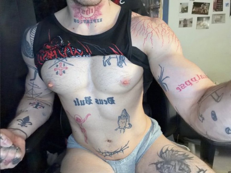 SluttyDudes's tweet photo. https://t.co/IjGfuY8GXs