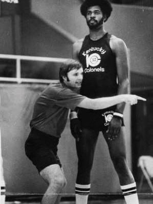 abathrowbacks's tweet photo. Happy 93rd birthday to Hubie Brown. 🙏🙌

Reshare this if you agree Coach Brown is a living legend! https://t.co/5YL91KUWia