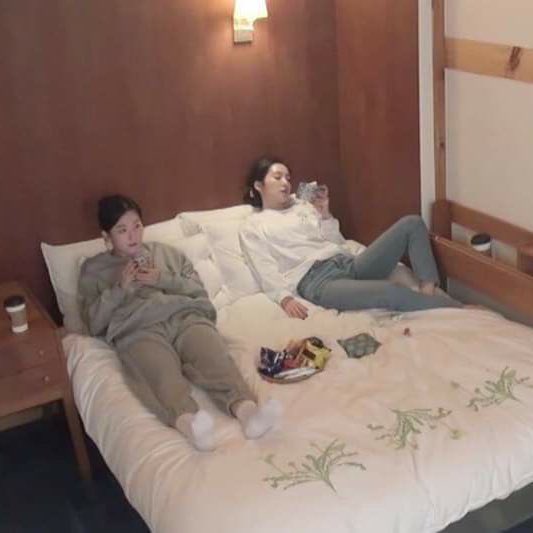 chobom_seulrene's tweet photo. seulrene: https://t.co/2pA9JZItdN