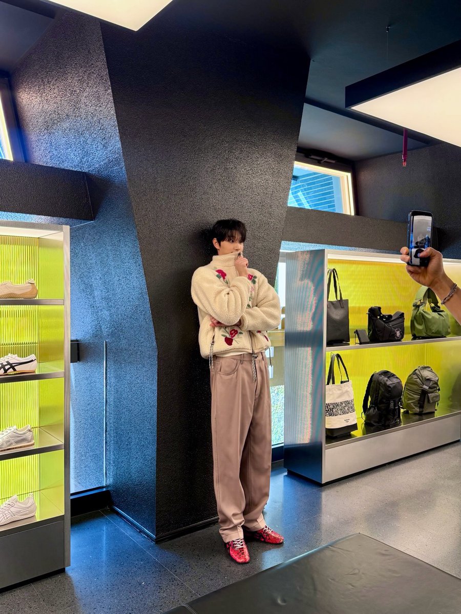 formy_jw's tweet photo. 여기서부터 저기까지 다 ~ 좋은데 🤲🏻🩵 https://t.co/KBE2CwCWZo
