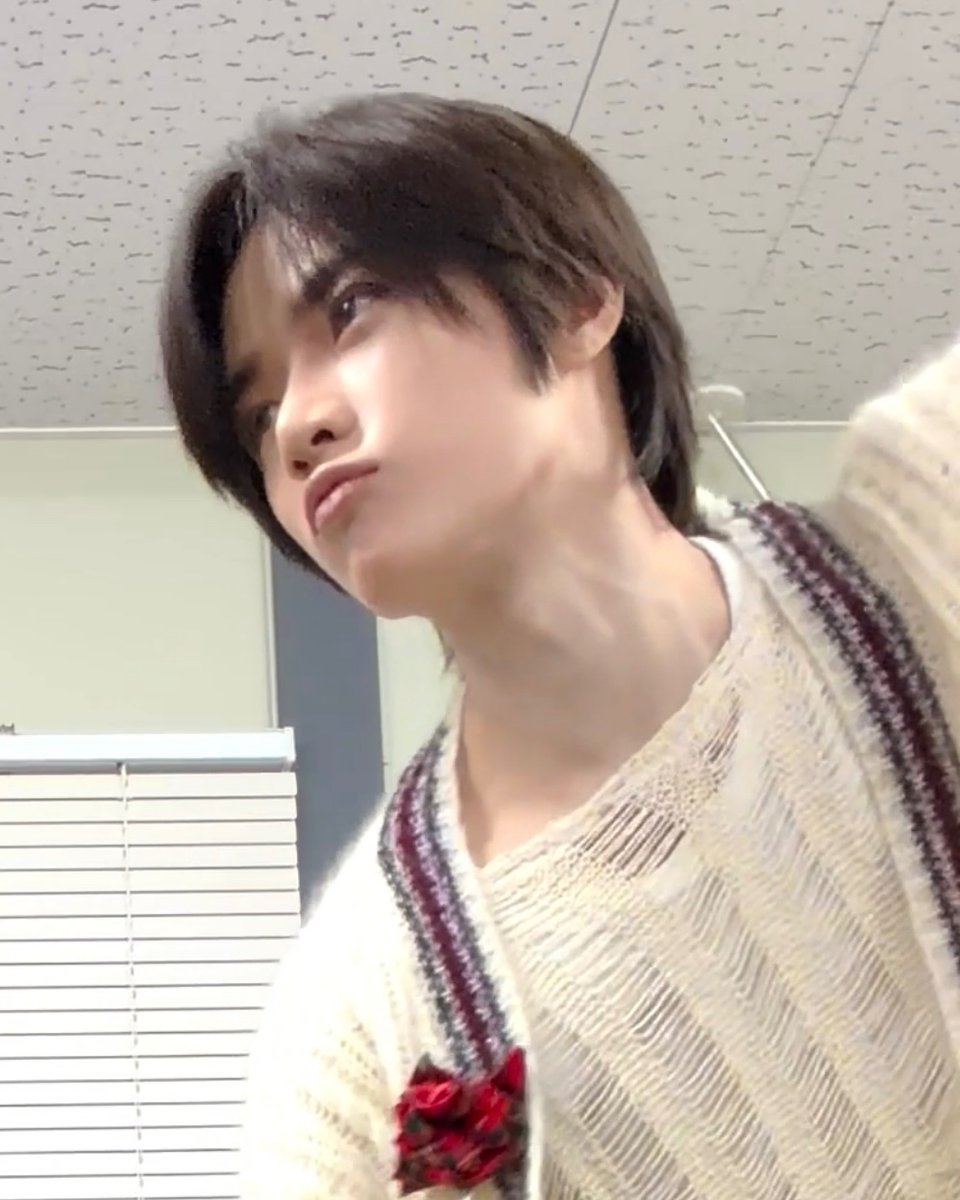 cbgcentric's tweet photo. you really can’t take the bomgu pout away https://t.co/udgUxgB2SG