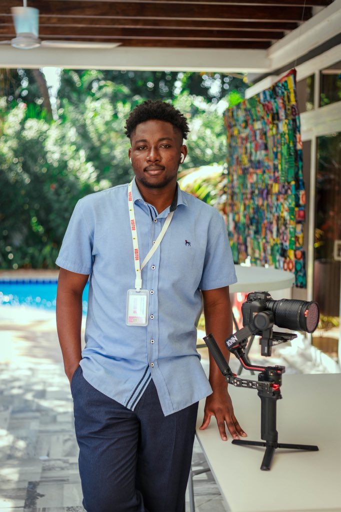 Gen_zphotog's tweet photo. Videographer📸 duties at the Danish Embassy  @DKAmbGhana covering World Maritime Day with my team. Had warm coversations with the Danish Ambassador and @Bridget_Otoo https://t.co/5WdT7bvwmF