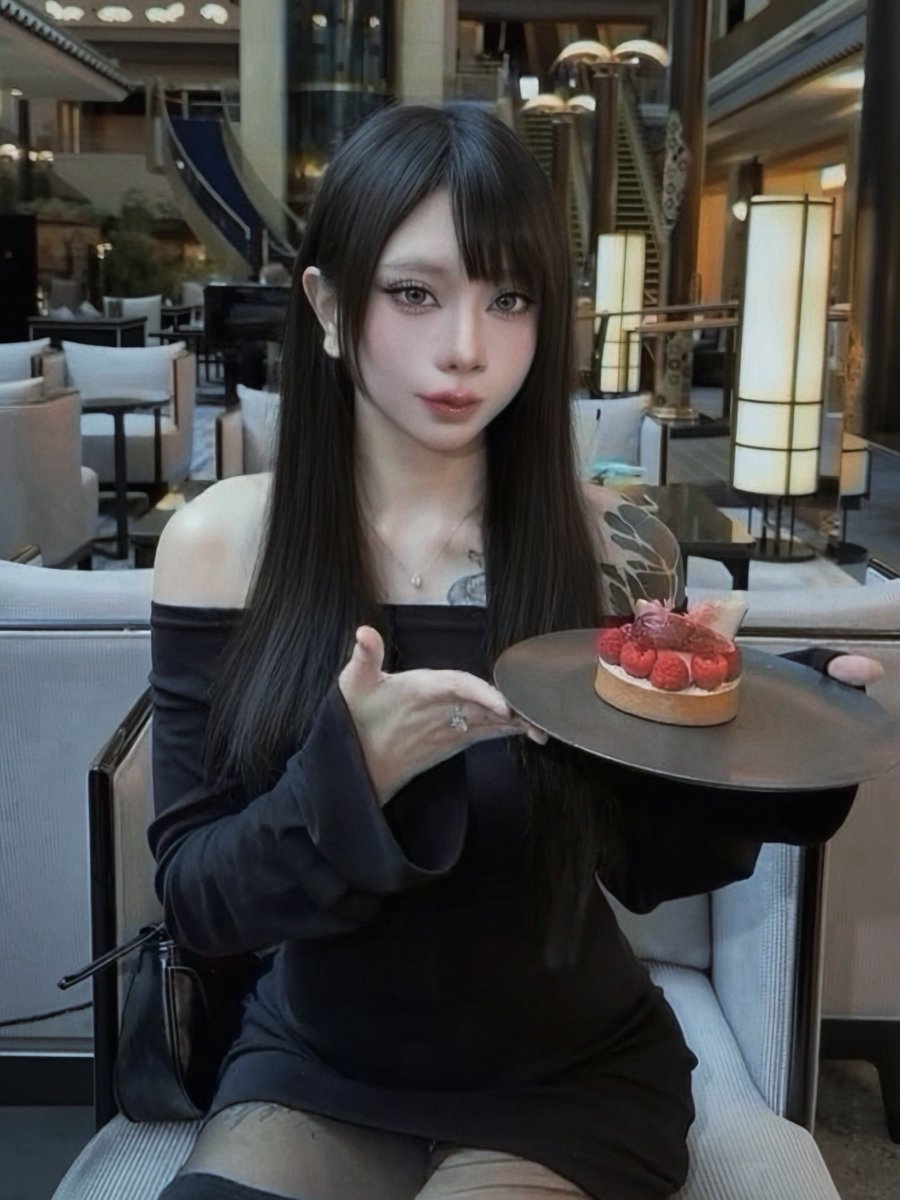 nihilGir1's tweet photo. 🥀🖤 https://t.co/ZqKzskMNlC