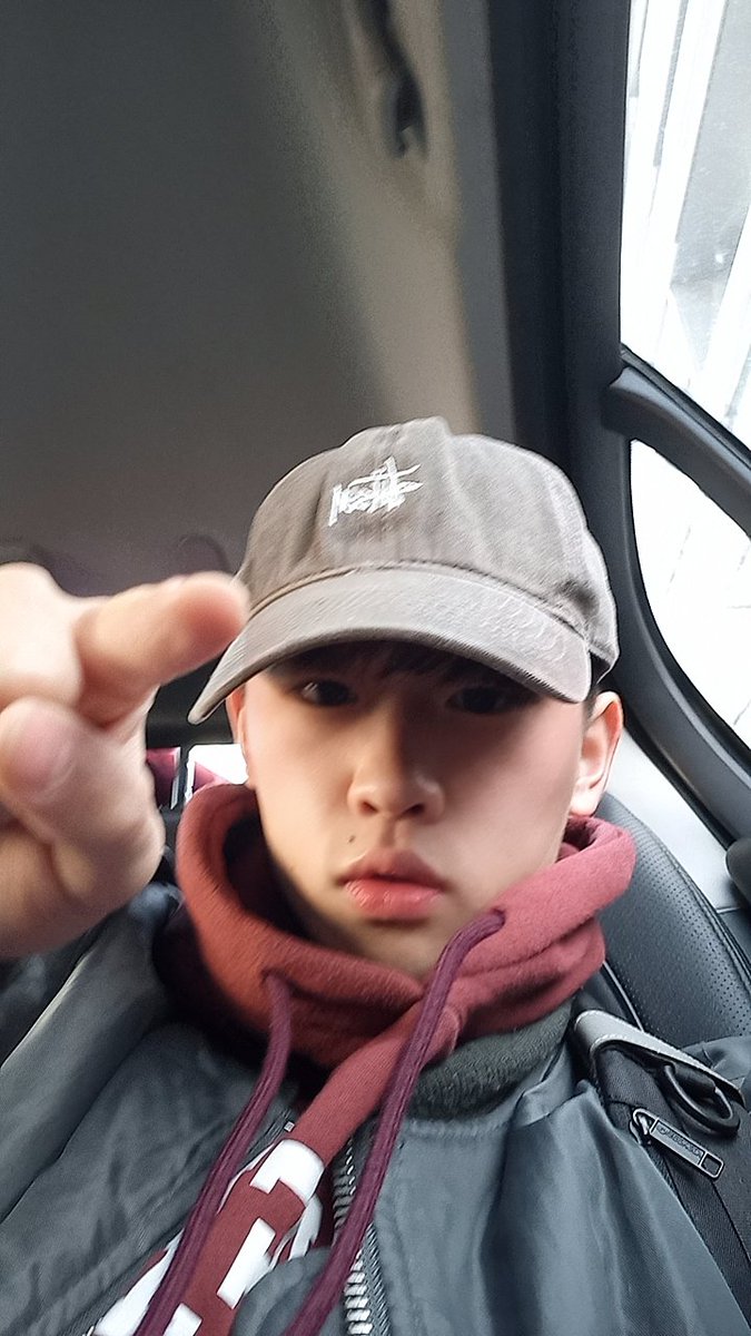 ms_suwo's tweet photo. 내일 오프 취소되서 아무것도 없는데 건오나 오프할사람 구하요 ㅠ

#펨돔 #멜섭 #경기남부 #서울 https://t.co/P9PDTBwVwn