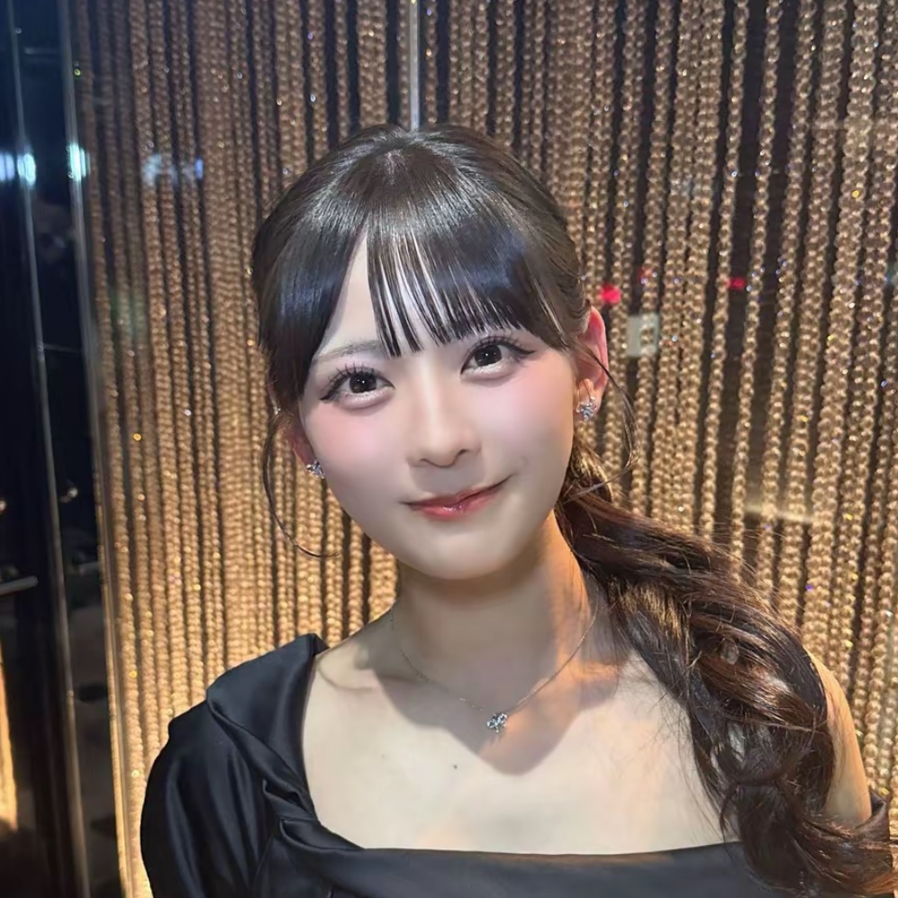 e25xbDYe4S49828's tweet photo. 星乃リアとか斉藤なぎさみたいなきゅるきゅる童顔万人受けする小動物フェイスに色白まで加わると最強なんだよね https://t.co/wmD8WYfxok