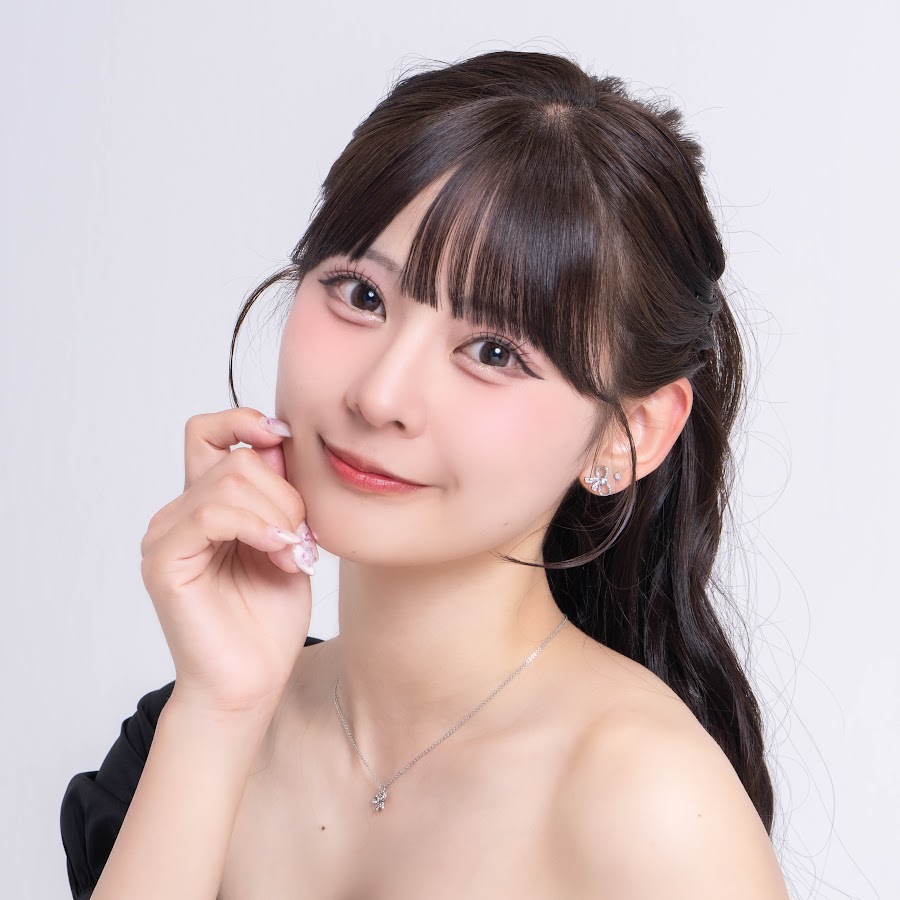 e25xbDYe4S49828's tweet photo. 星乃リアとか斉藤なぎさみたいなきゅるきゅる童顔万人受けする小動物フェイスに色白まで加わると最強なんだよね https://t.co/wmD8WYfxok