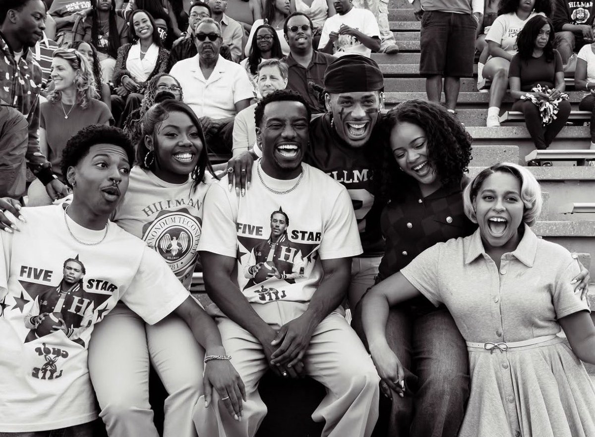 FilmUpdates's tweet photo. Behind the scenes look at ‘A DIFFERENT WORLD.’

Now streaming on Netflix. https://t.co/uVHRvHytPo