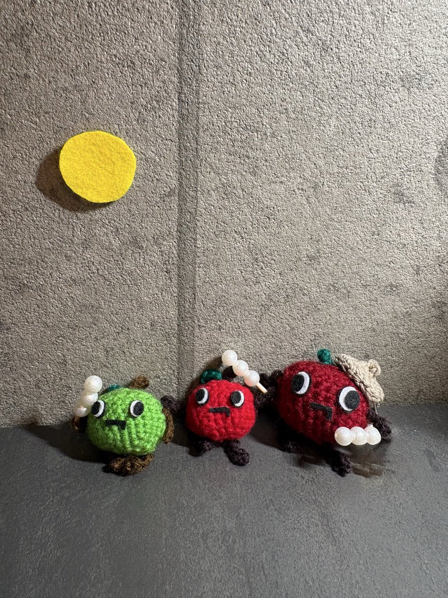 chocolated8dr's tweet photo. お団子食べてお月見してるあっぷりん🌕🍡
お月見っぷりん(𐐃 ¬ 𐐃)🍎🍏
色々と雑になってしまったけどwww https://t.co/9vpcmcBFaN