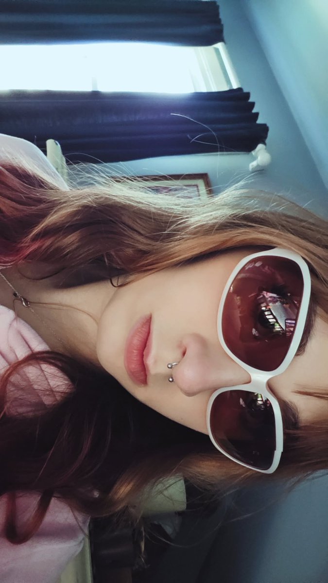 fr00giebread924's tweet photo. In my 2016 mom era..๐ฆ
#mom #girlmom #2016era #moothuntใใป #pretty https://t.co/2ARvE1BeYX