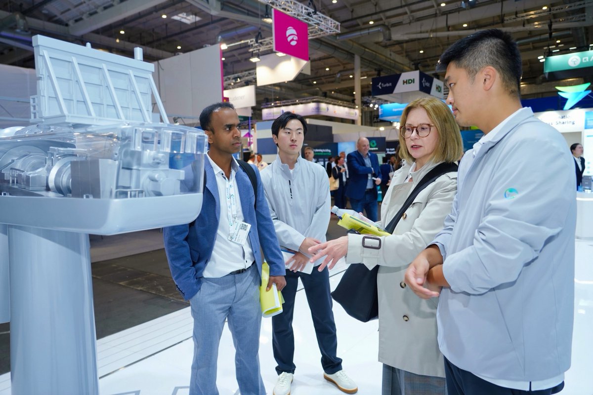 CRRC_global's tweet photo. 🌬️ Day 4 at WindEnergy Hamburg 2026, and conversations are still going strong at the CRRC booth! Meet VELSTAR, CRRC’s wind turbine brand built on our high-speed rail engineering expertise. The Z07 and S07 flagship platforms are drawing international visitors keen to explore solutions for diverse wind conditions.

🔹 Z07: Designed for European onshore and nearshore needs, with modular construction, low-noise operation and corrosion resistance.
🔹 S07: Combines intelligent controls with blade design optimized to improve energy capture at low and medium wind speeds.

🤝 Thank you to everyone joining us to exchange ideas and explore what’s next for wind energy.

#CRRC #VELSTAR #WindEnergyHamburg2026 #WindPower