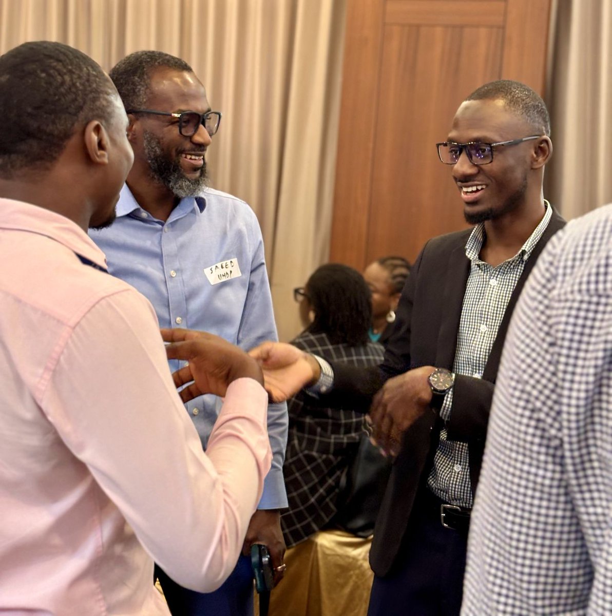 UNDPGhana's tweet photo. Day 2 of the @UNinGhana retreat brought together gov't, civil society, private sector, academia, youth &amp; partners to help shape the UN Sustainable Dev't Cooperation Framework (2027–2030).

We remain committed to advancing integrated solutions &amp; sustainable development for all. https://t.co/t5rtsmaKHc