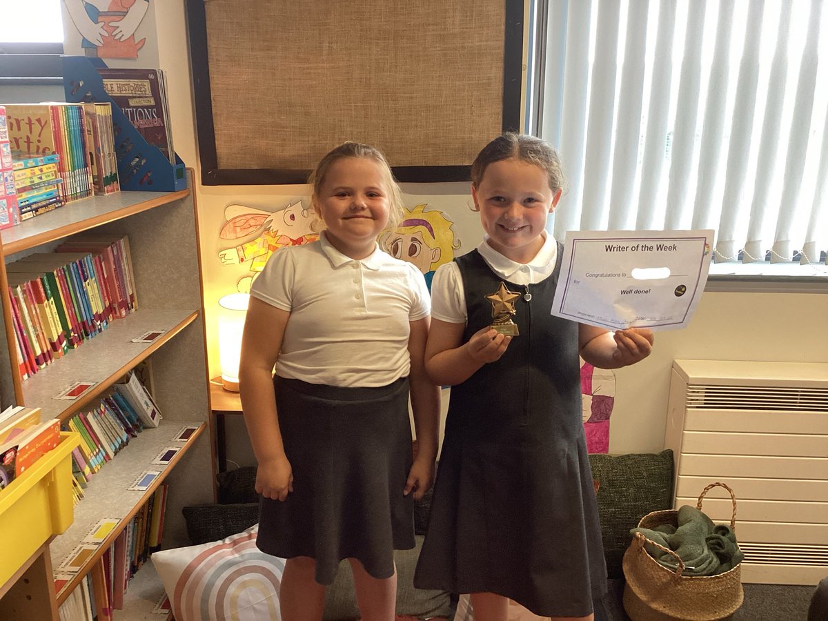 SpringwellYear4's tweet photo. Congratulations to our 4B Writer of the Week and Behaviour Superstar! ✍️ 🌟 Fantastic role models @Springwellpark_ https://t.co/QSECNROaKQ