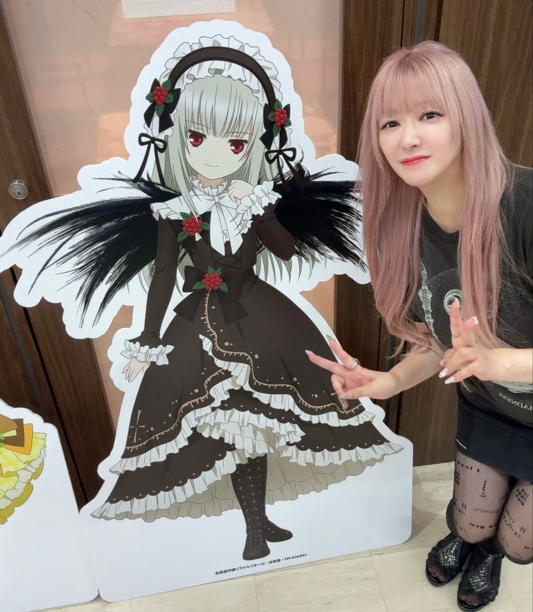tanakarie's tweet photo. ローゼンメイデンカフェ行ってきました🖤 https://t.co/OW92GIrcV9