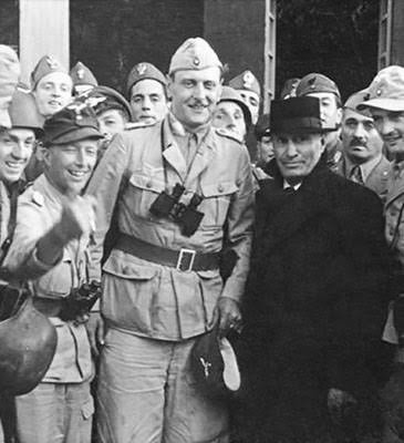 SeppDasReich88's tweet photo. @kavelate @asukagrypr 5'6 like Mussolini vs Otto https://t.co/Ca2TO04NH4