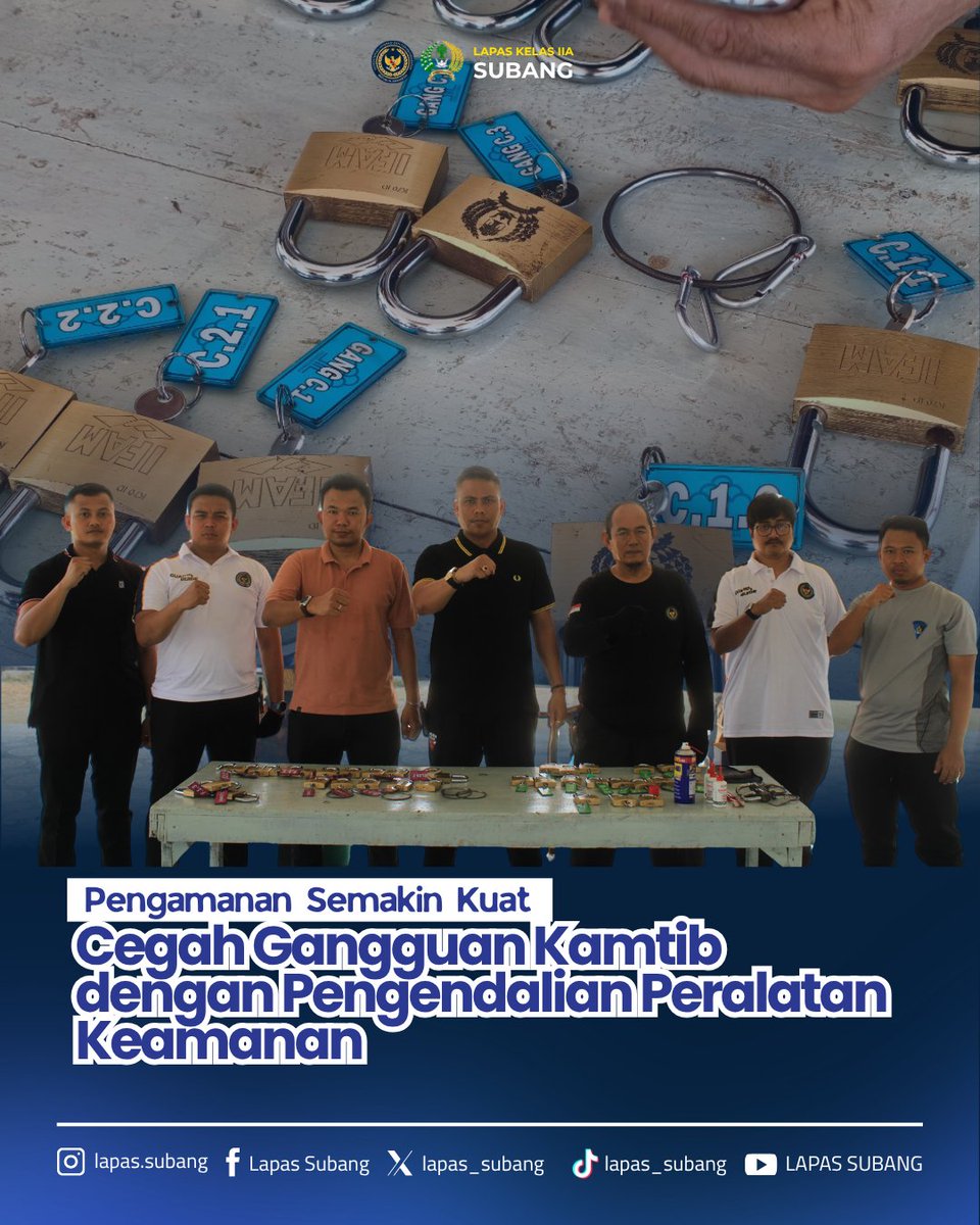 lapas_subang's tweet photo. Pengamanan semakin kuat, Kamtib semakin terjaga! 🔐

Lapas Kelas IIA Subang melaksanakan pengendalian peralatan keamanan melalui pengecekan, pembersihan, dan rolling gembok sebagai langkah deteksi dini dalam mencegah potensi gangguan keamanan dan ketertiban. https://t.co/FmJSGZJao0