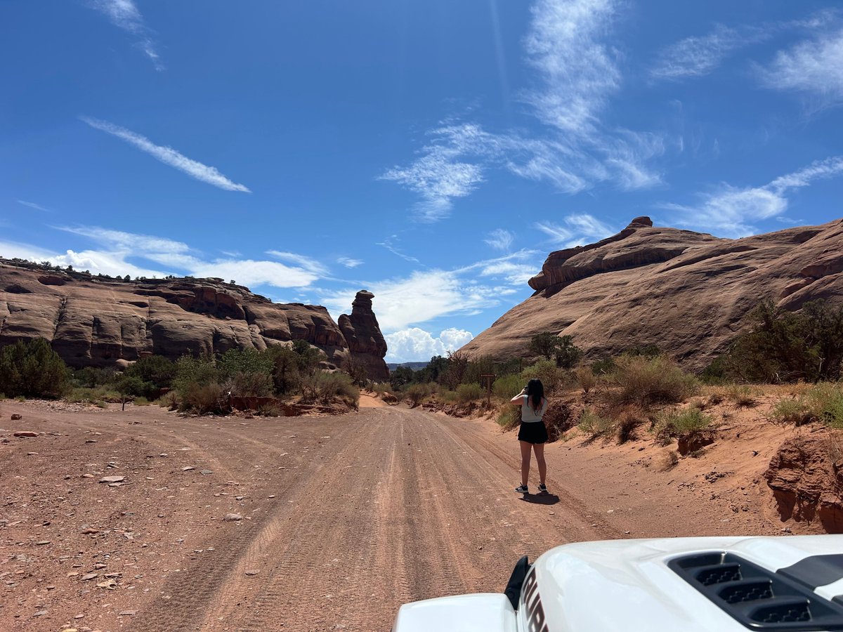 PortalToursMoab's tweet photo. "Difficult roads lead to beautiful destinations." 

#PortalOffroadTours #Portal2Adventure #MoabRocks #OpenThePortal #ServedOnTheRocks https://t.co/JH8czTR226