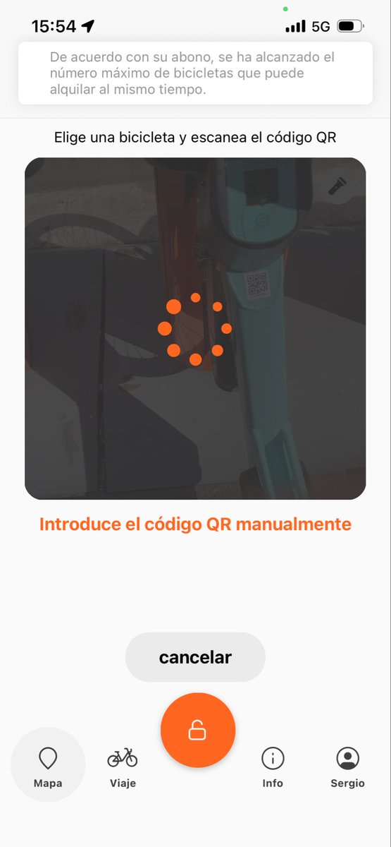 serherval's tweet photo. Lo que hay que reconocer a @BikiVLL es la capacidad de innovar con los errores que muestra la app al intentar coger una BIKI. 

2 días seguidos a la misma hora y 2 errores distintos, pero que significan lo mismo: otro día que toca bus habiendo pagado el bono mensual 😡 https://t.co/h30fD6YGjb