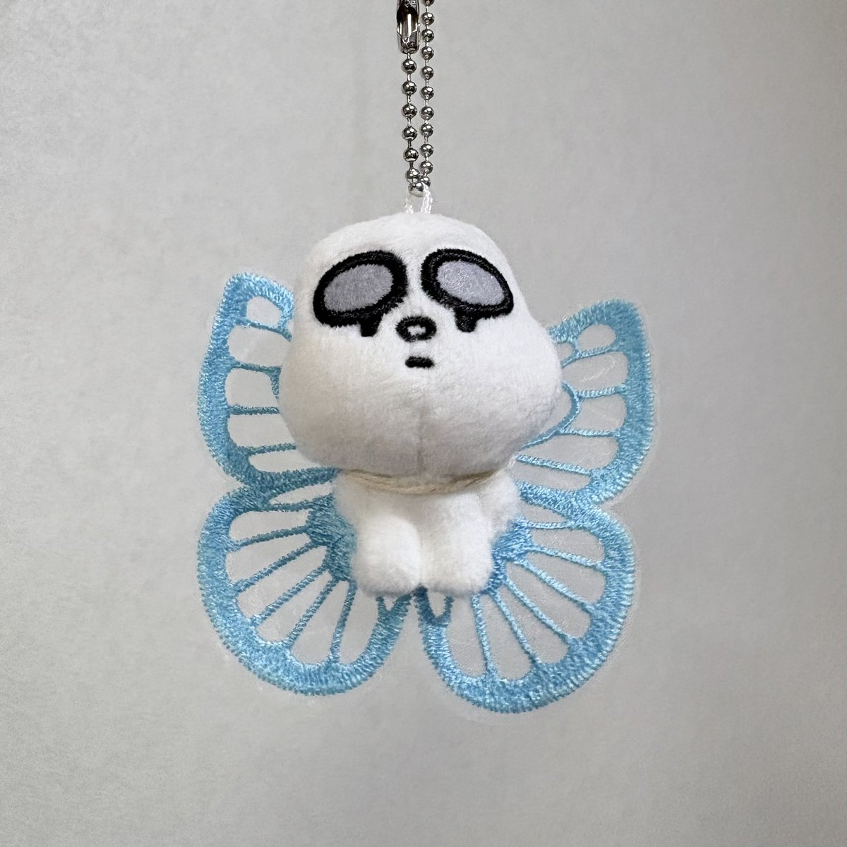 mitarasi_dango0's tweet photo. 概念ぬい達に小物を買ってきましたわ🥰
イチオシはちょうちょの羽໒꒱
あなたたち似合うわねぇ https://t.co/cHeRqf1vsW