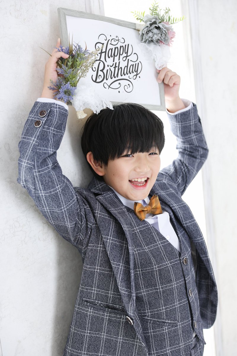 zbhQZnRBcX1Nrvd's tweet photo. 🎁2026.9.16🎁
10歳になりました🎂🎉

家族でおうちパーティーしたりしてお祝いしたよ🥳

おめでとうのメッセージやお友達にもプレゼントをもらって嬉しい誕生月を過ごしています😚✨
みなさんありがとうございます🧡

10代のスタート🩵たのしみ！！！

元気に楽しく過ごします😊🩷 https://t.co/T2wrK9051v