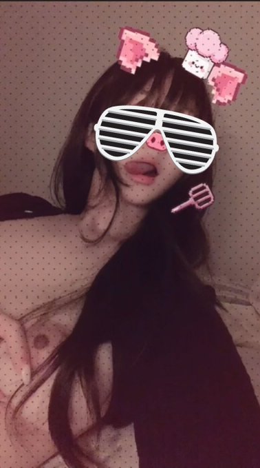 ToddPool12's tweet photo. 挑个食指 弯弯绕绕 痒痒你 https://t.co/rxKGyfIsWD