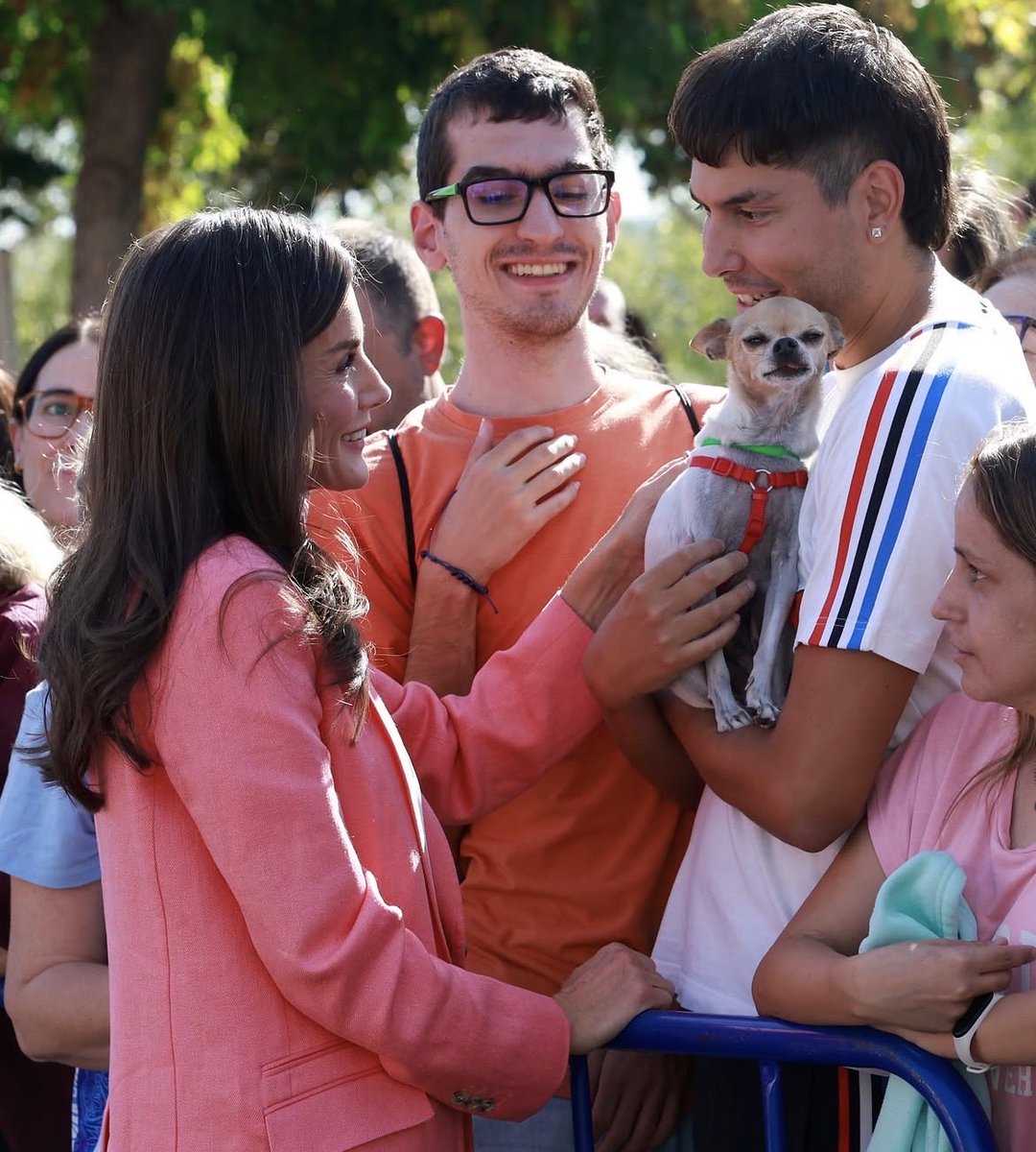 PoliticayModa's tweet photo. La perri es republicana #doglanguage https://t.co/r15ODepNEj