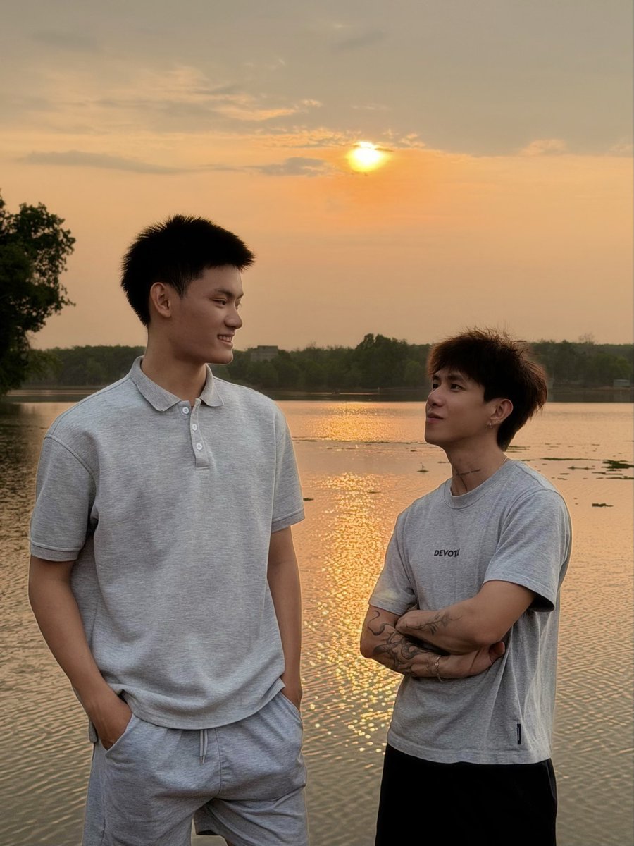 lgtan2k's tweet photo. Myyy boyfriendddd https://t.co/EbKpgv31oV