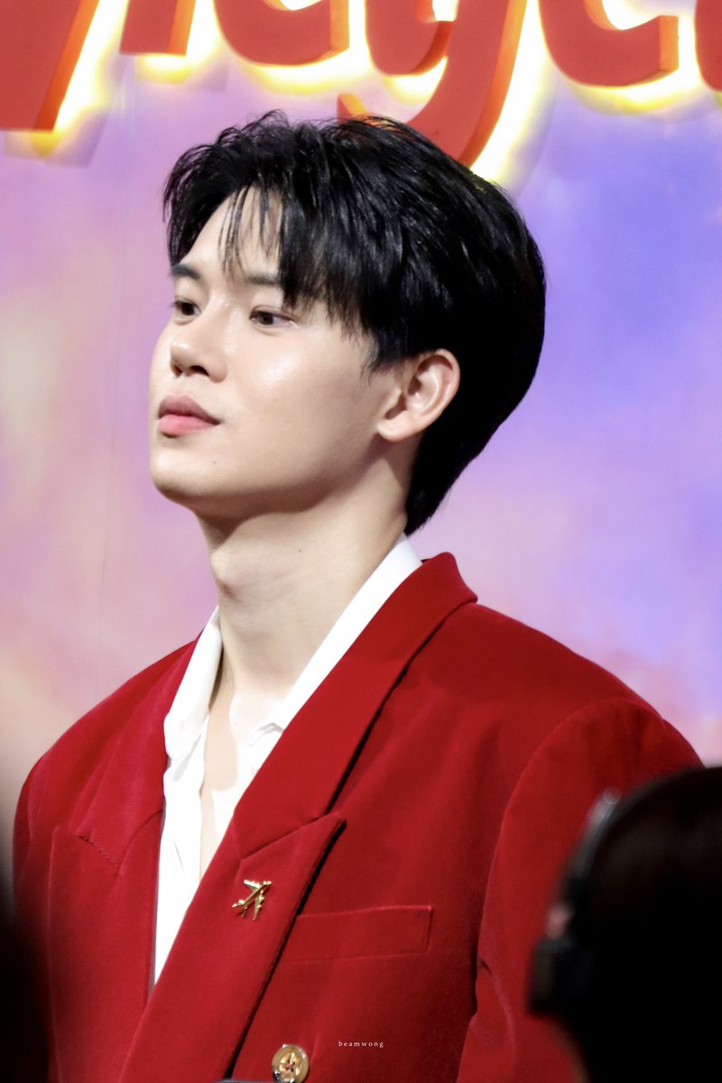 beamwong_anw's tweet photo. 25092026 🌻

             หยิ่นหล่อมาก ❤️

YIN ANAN X VIETJET TH
#Vietjet10thannixYin
@yinyin_anw ; #yinyin_anw #หยิ่นวอร์ https://t.co/9NHpkcppbC