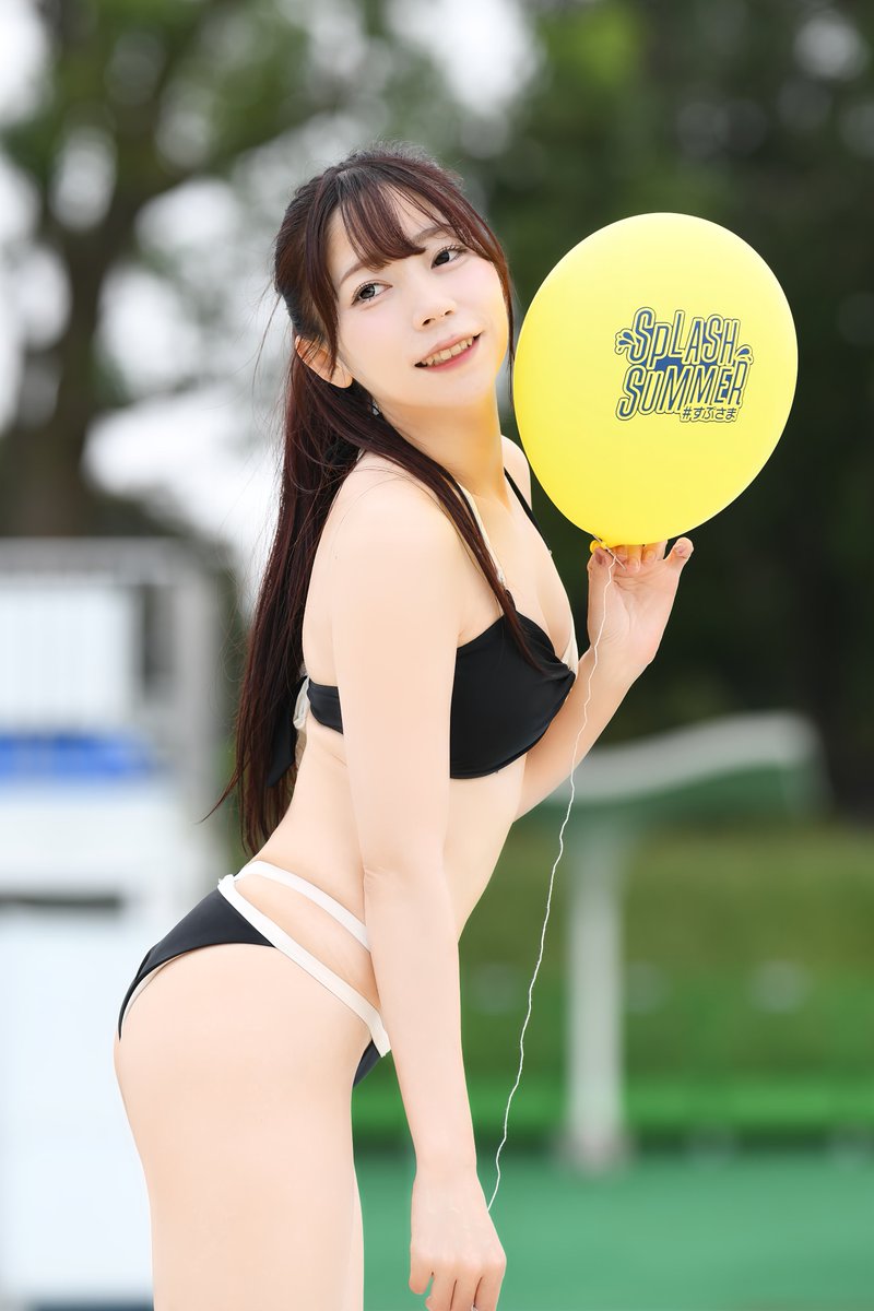 Ee5z1sRqGM97044's tweet photo. #すぷさま　 #HappyYellowEdition - in　#しらこばと
 #プール撮影会　１部Cグループ #濱口ハンナ　ちゃん https://t.co/juCHpgPM0n