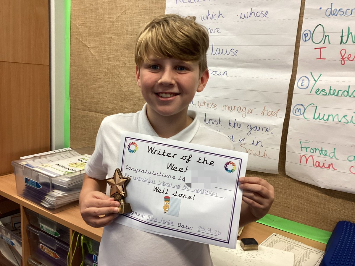 SpringwellYear6's tweet photo. 6L’s Writer of the Week wrote some fantastic sentences using “show not tell” to explain how a character feels. I can’t wait to see how they apply that to their diary writing next week! https://t.co/Iu7OTFZ6m6