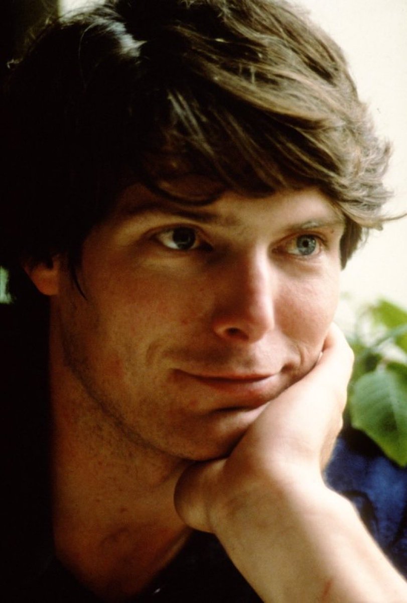 ChuckBrouilette's tweet photo. #HappyBirthday #SuperLibra #ChristopherReeve #TheSupermanToBeat tho
other #liveAction #MenOfSteel may have been more heartwarming human #Welling or eerily alien #Hoechlin none have combined those #RedAndBlue aspects of #ComicsNumberOneSuperHero #onScreen as well as he ❤️ https://t.co/7rI1tO86f8