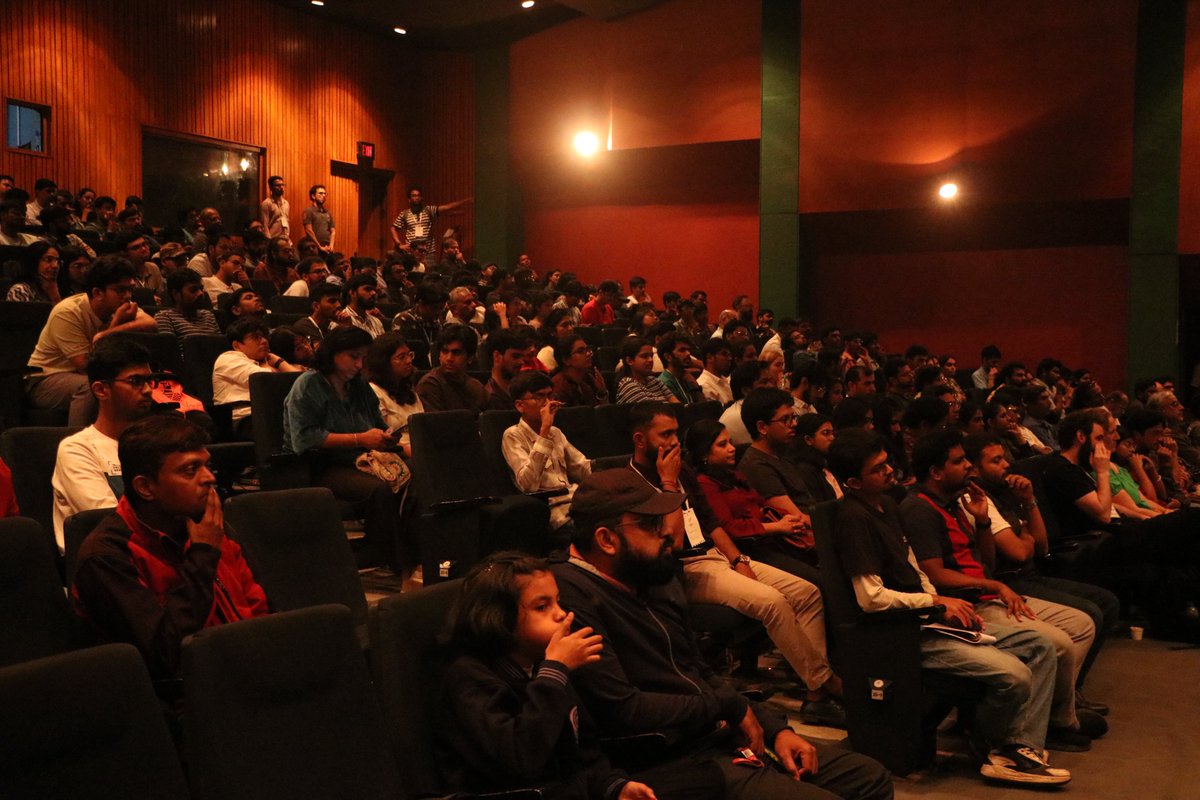 IUCAAScipop's tweet photo. 🌟 Chandra Public Lecture 🌟 (22nd september 2026)
Title: LIGO: Quantum Sensing Meets Astrophysics
Speaker: Prof. David H. Reitze, Executive Director, LIGO Laboratory, Research Professor of Physics, Caltech
Participants: 450

@EduMinOfIndia 
@asipoec 
@astro4edu_India 
@ugc_india https://t.co/bDlF2kAZGN