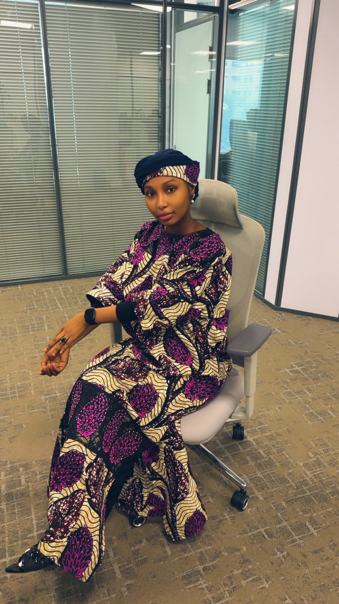 hadizology's tweet photo. HADIZA💜💜💜 https://t.co/fXexOnoZBg