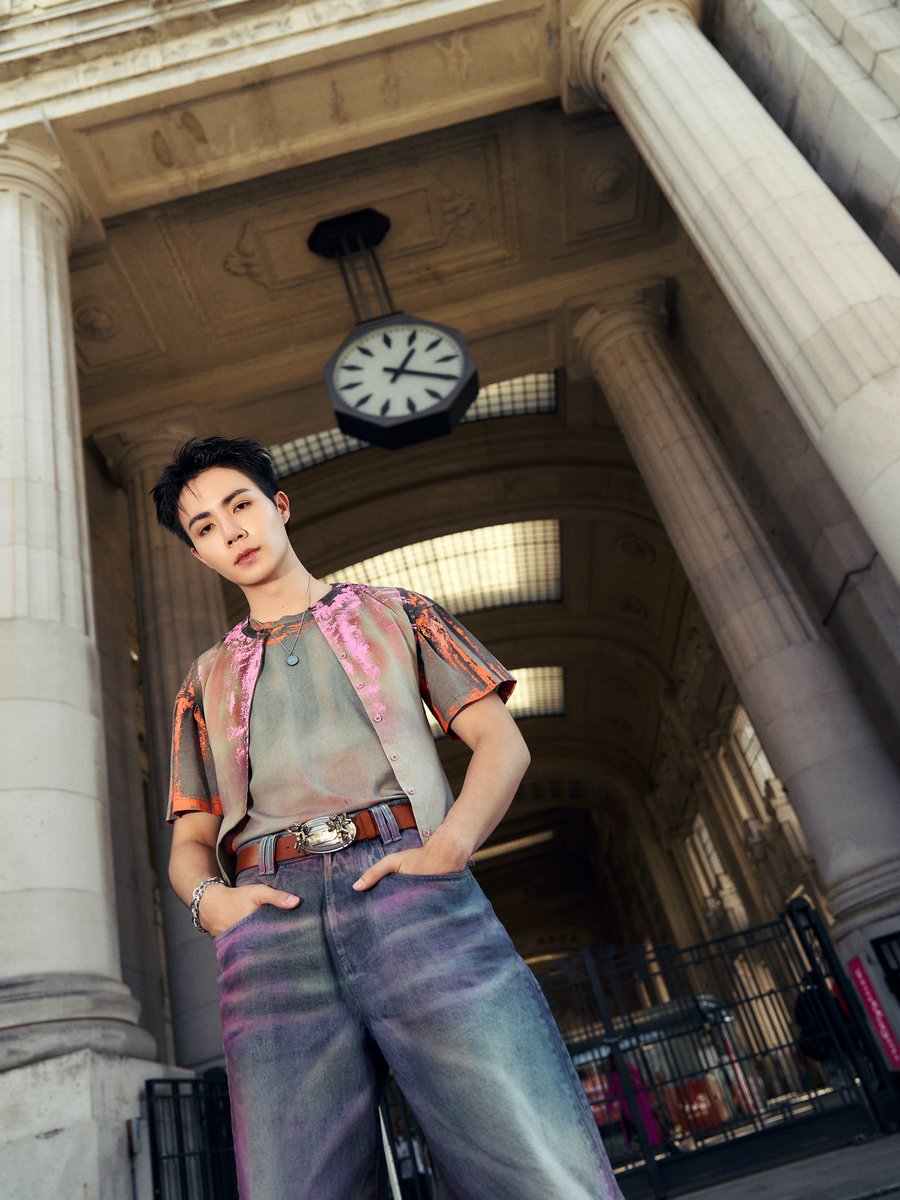 teamsupportzee's tweet photo. UPDATE📸
IG : zeepruk

Your red flag looks good in Diesel.🚩

ZEE PRUK MFW 2027
#DIESELxZEEPRUK
#DieselSS27
#ForSuccessfulLiving

@DIESEL #DIESEL
@zee_pruk #ZeePruk https://t.co/b26tlss1HM