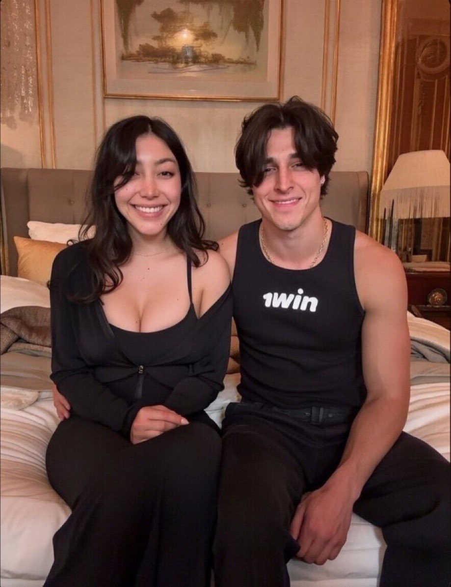 _gattouz00's tweet photo. With the best Asian girl in the world 🫰🏻🫰🏻 https://t.co/nZGjODNGAd