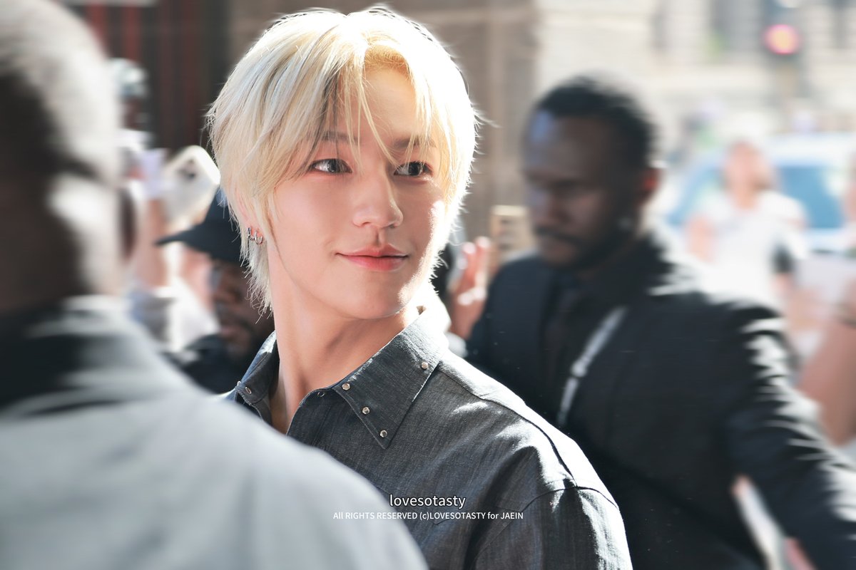 lovesotasty_'s tweet photo. 260924 Milan fashion show 

#재인 #JAEIN #KEYVITUP #키빗업 https://t.co/m8DHOCDuR0