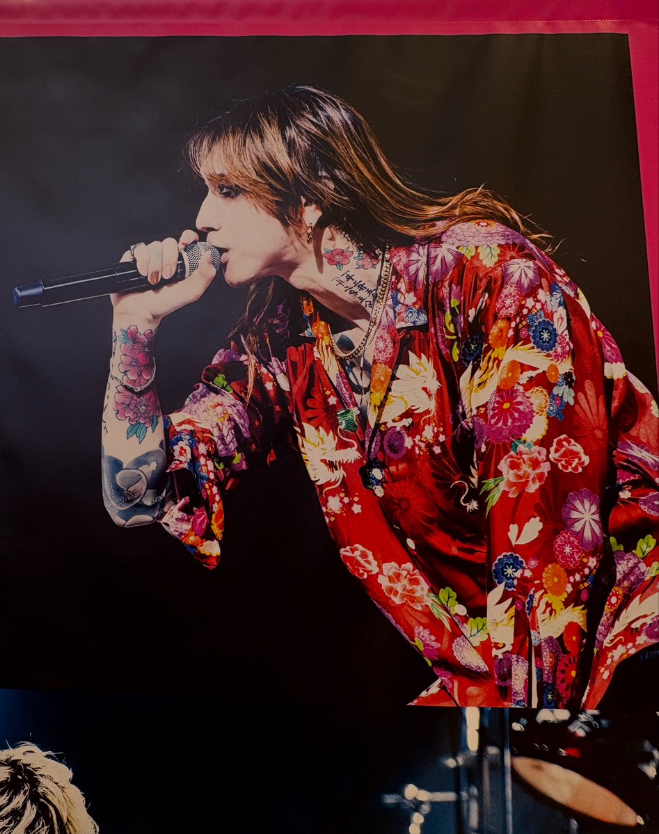 tuki_spbv's tweet photo. POPUPのライブ写真、ぶーやんのかっこよさを誰かと共有したくてずっと待ってた🥺 https://t.co/Os2OseO9TJ