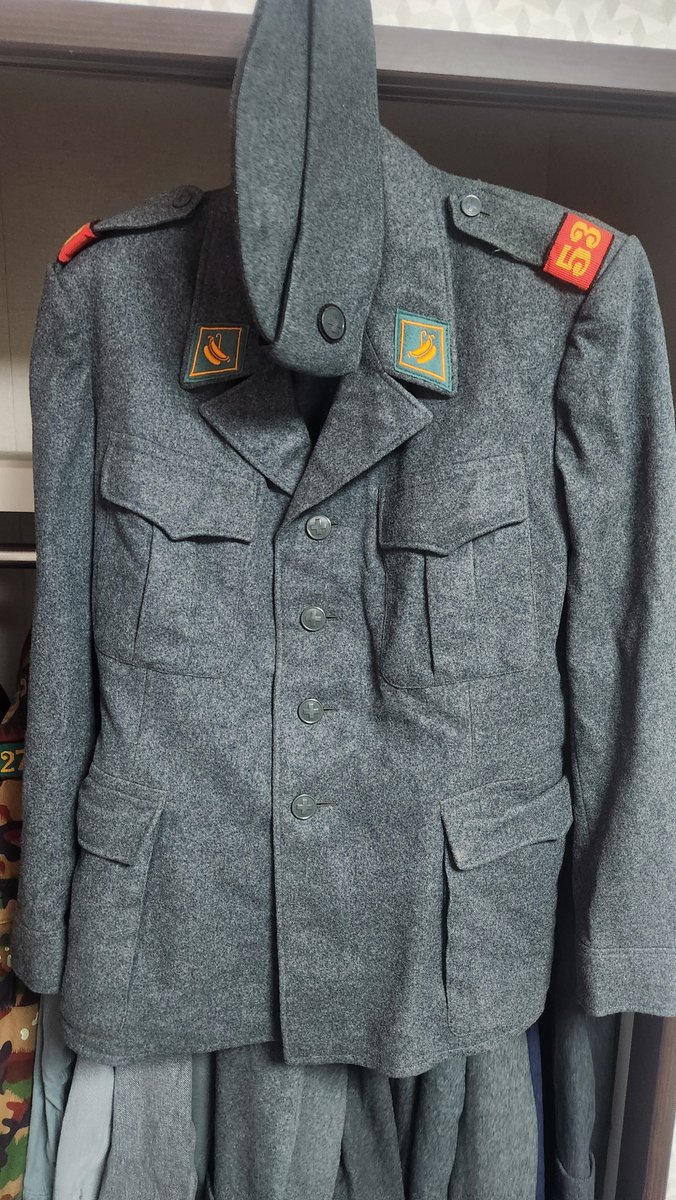 schweizer_57's tweet photo. Vはソーメンさん（@gasmask_white）の冷サバで49砲兵のKüchendienstでお手伝いさせて頂きます！ https://t.co/6K8G531Cyd