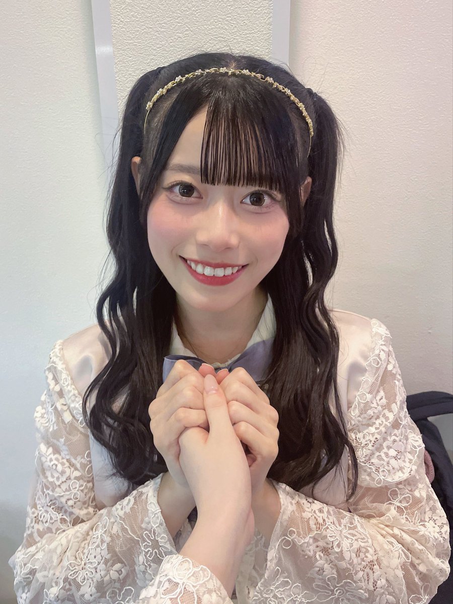 takatsukishiho_'s tweet photo. 『日記帳 -01-』ありがとうございました!!
青色担当 高月志歩です!💙

たくさんの方が来てくださって本当に嬉しかった( ; ; )♡ ありがとう🌷

今日は、ハーフツインをしてみました…!!
似合ってるか不安だったんだけど、たくさん褒めて貰えてハッピーだった🐱

 #しぃと綴る物語 も待ってる！🏷️♡ https://t.co/A07Lx19azl